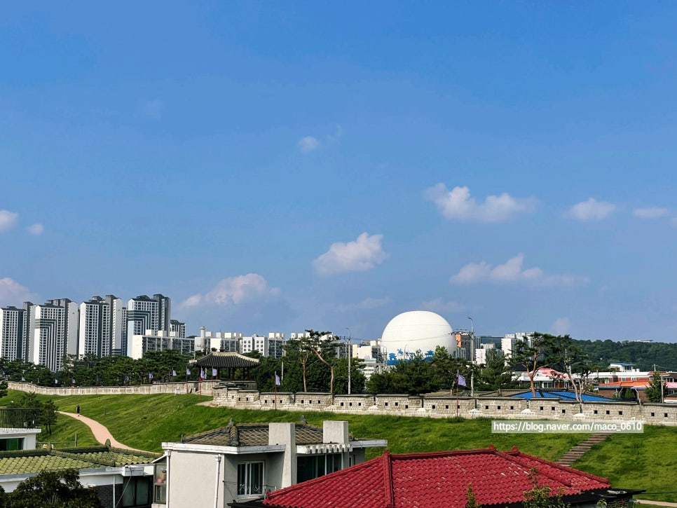 View toward Hwaseong Haenggung from Cafe Maven
